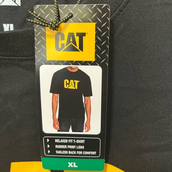 CAT Men’s Trademark Logo T-shirt, Black (XL) - Picture 2 of 6